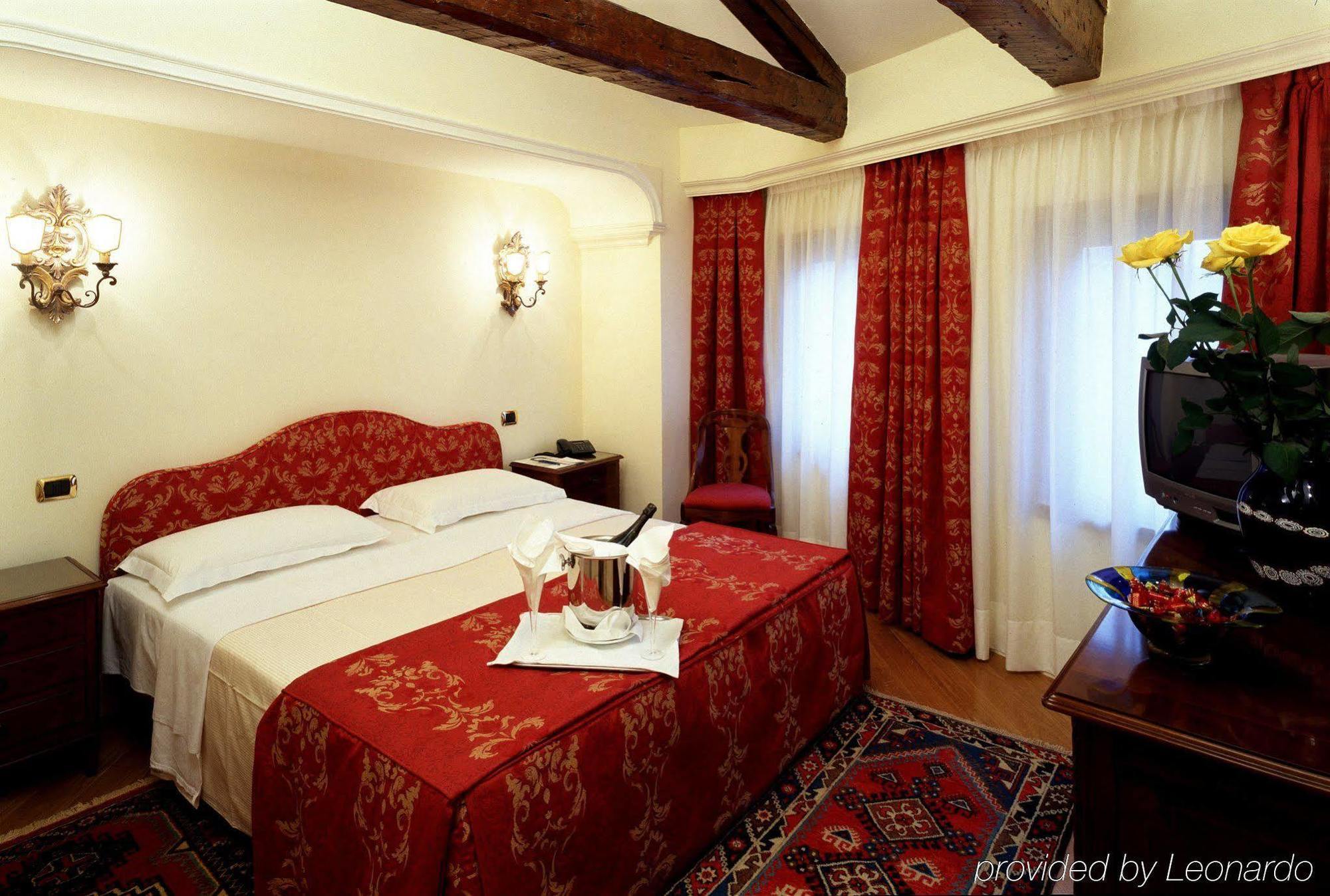 Royal San Marco Hotel Venedig Zimmer foto